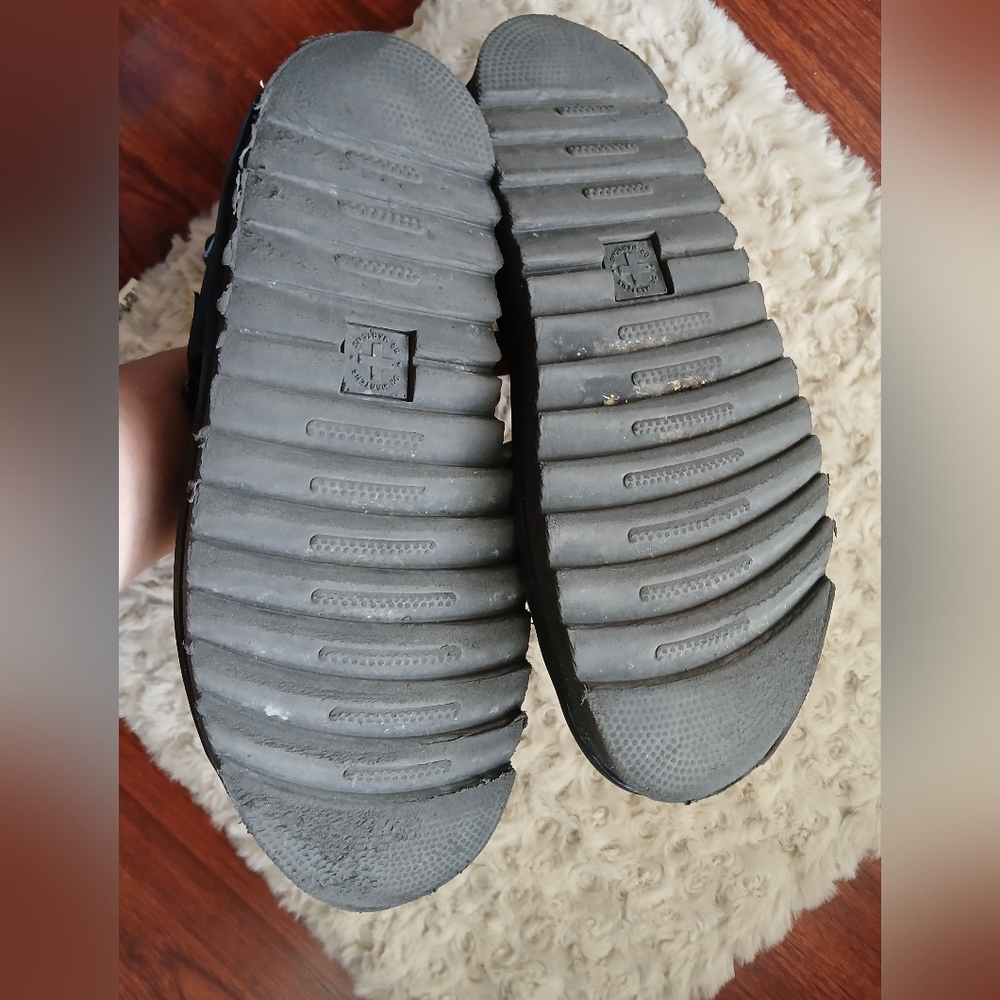 🌟 Dr. Martens Women's VOSS Leather Strap Sandals - Picture 3 of 13